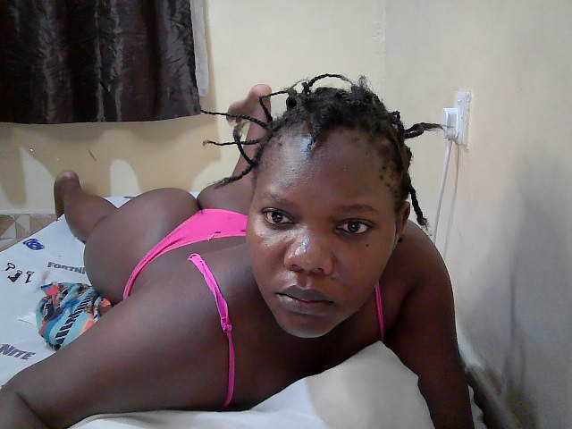 Sweet-Tiffany live cam on BongaCams