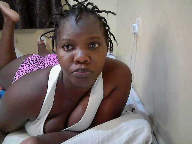 Sweet-Tiffany live cam on BongaCams