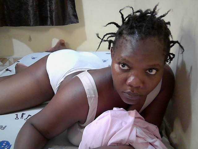 Sweet-Tiffany live cam on BongaCams