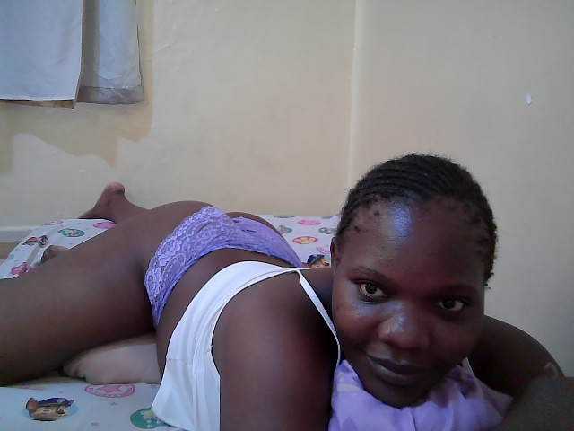 Sweet-Tiffany live cam on BongaCams