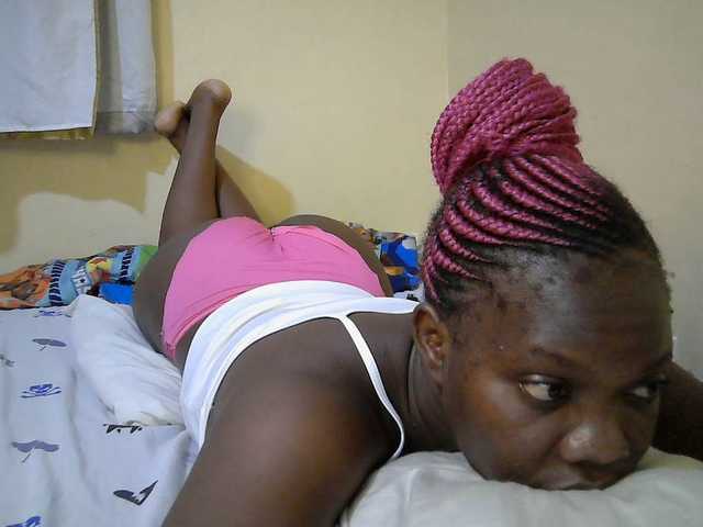 Sweet-Tiffany live cam on BongaCams