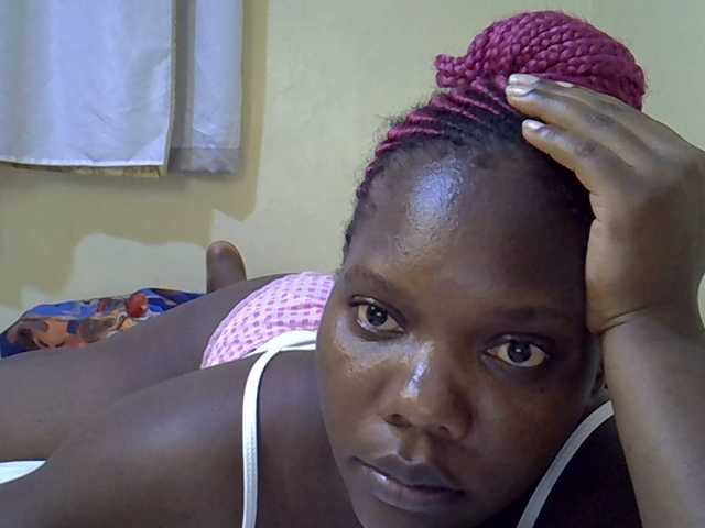 Sweet-Tiffany live cam on BongaCams