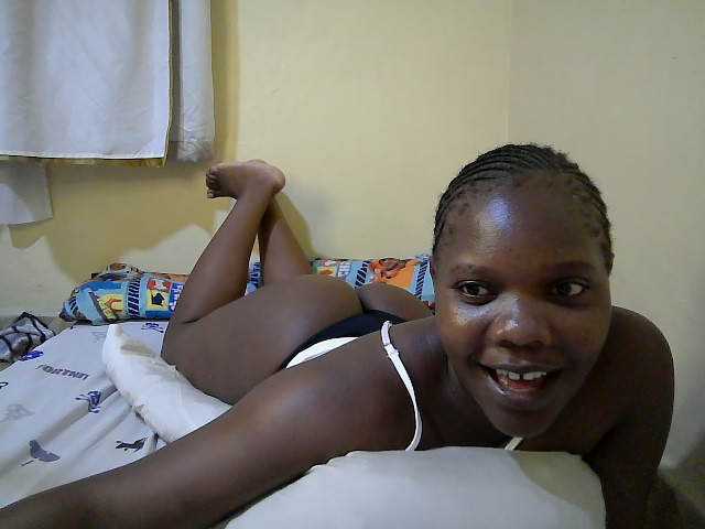 Sweet-Tiffany live cam on BongaCams