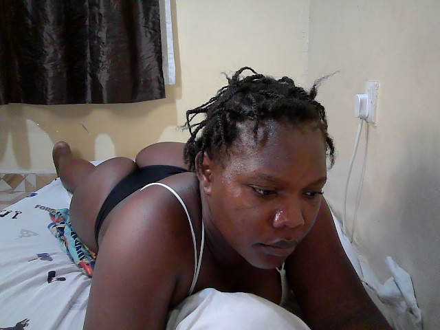 Sweet-Tiffany live cam on BongaCams