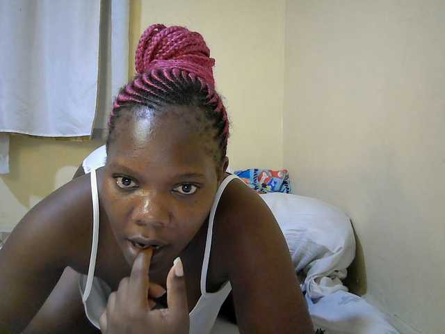 Sweet-Tiffany live cam on BongaCams