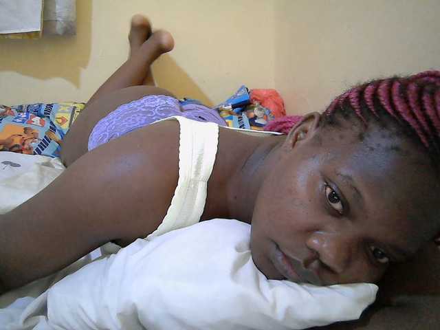 Sweet-Tiffany live cam on BongaCams
