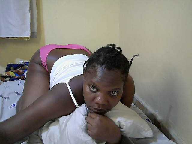 Sweet-Tiffany live cam on BongaCams