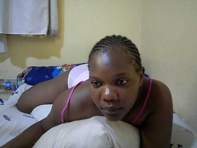 Sweet-Tiffany live cam on BongaCams