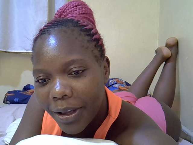 Sweet-Tiffany live cam on BongaCams