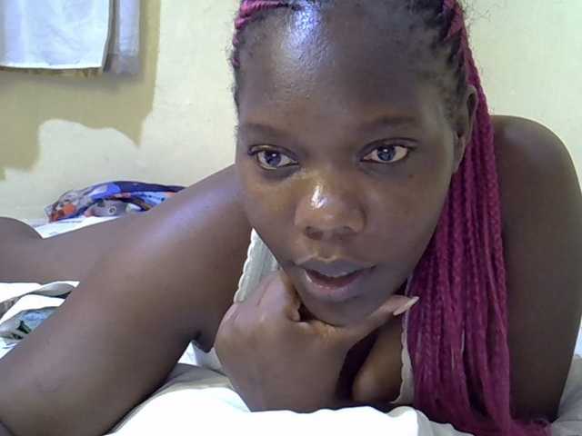 Sweet-Tiffany webcam bongacams model stream image