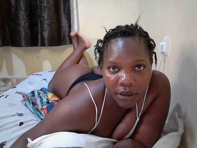 Sweet-Tiffany live cam on BongaCams
