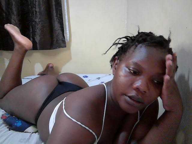 Sweet-Tiffany live cam on BongaCams
