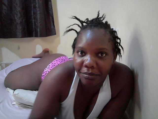 Sweet-Tiffany live cam on BongaCams