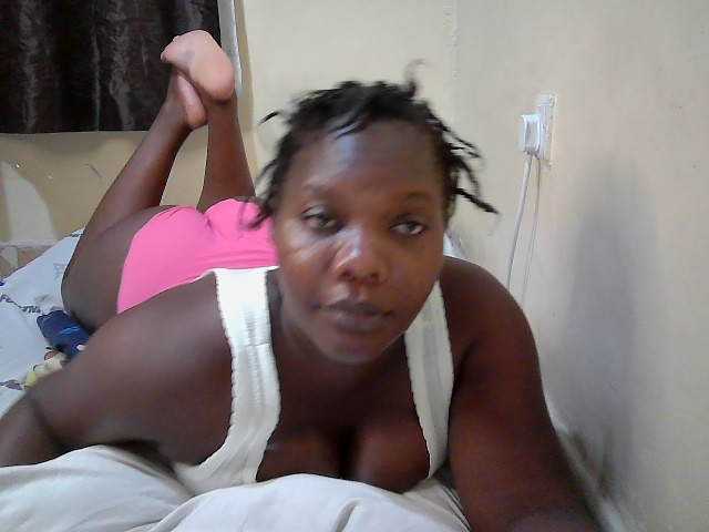Sweet-Tiffany live cam on BongaCams