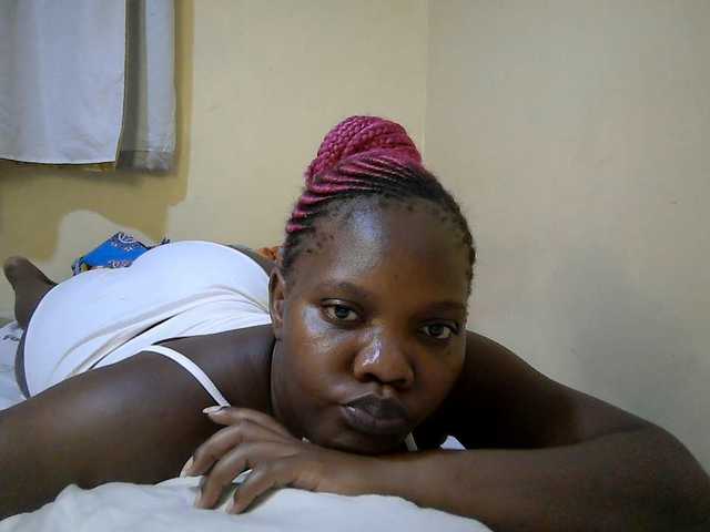 Sweet-Tiffany live cam on BongaCams