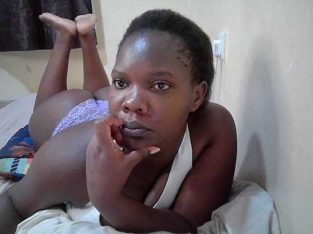Sweet-Tiffany, live now on BongaCams