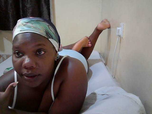 Sweet-Tiffany live cam on BongaCams