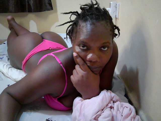 Sweet-Tiffany live cam on BongaCams