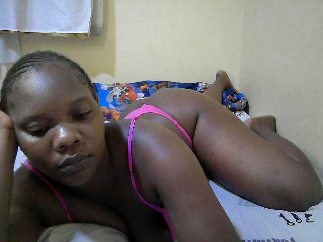 Sweet-Tiffany live cam on BongaCams
