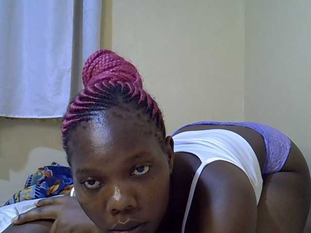 Sweet-Tiffany live cam on BongaCams