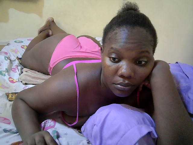 Sweet-Tiffany live cam on BongaCams