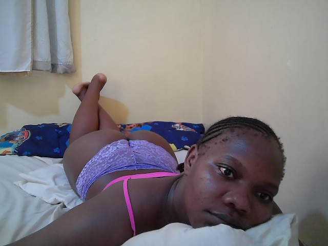 Sweet-Tiffany live cam on BongaCams