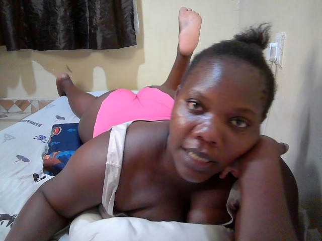 Sweet-Tiffany live cam on BongaCams