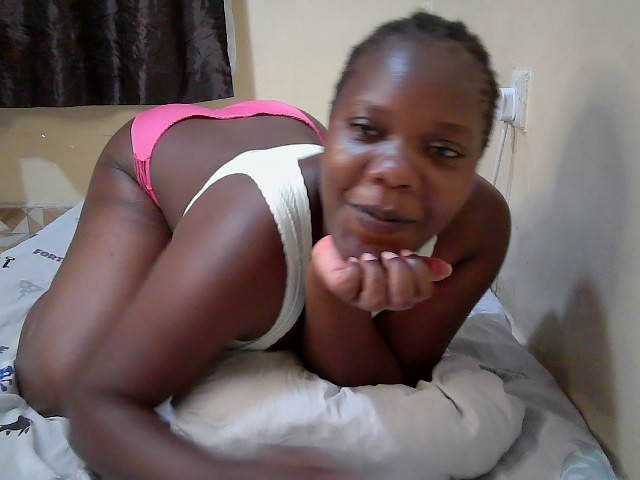 Sweet-Tiffany live cam on BongaCams