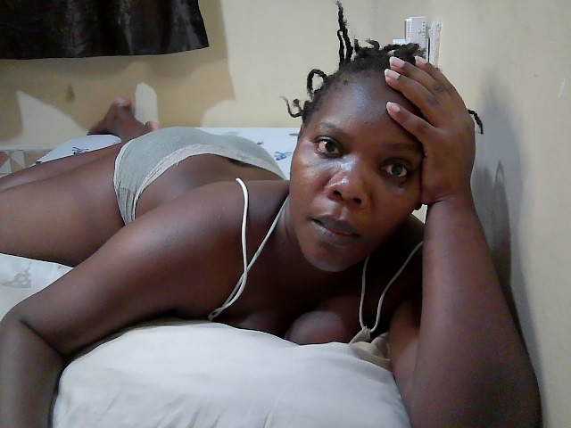 Sweet-Tiffany live cam on BongaCams