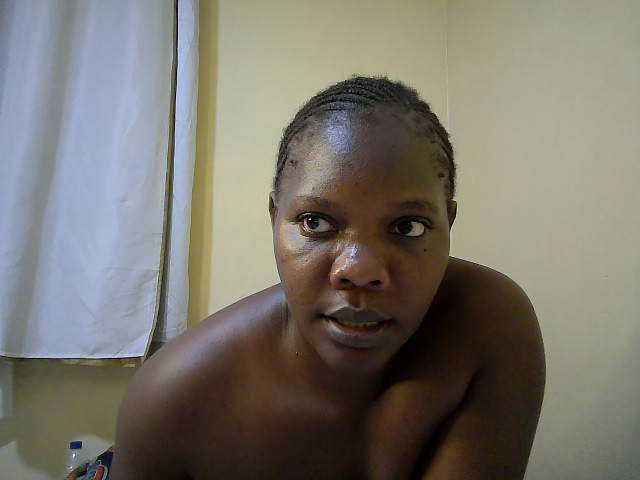 Sweet-Tiffany live cam on BongaCams