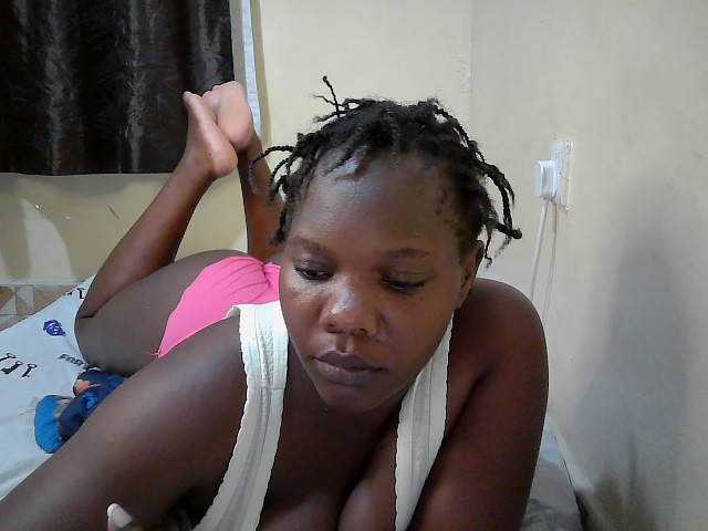 Sweet-Tiffany live cam on BongaCams