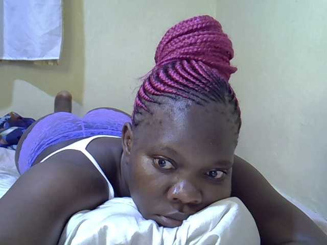 Sweet-Tiffany webcam