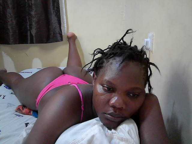 Sweet-Tiffany live cam on BongaCams