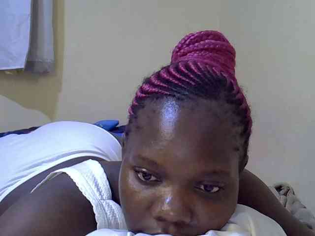 Sweet-Tiffany webcam