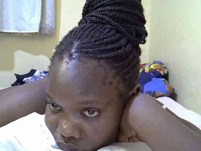 Sweet-Tiffany webcam