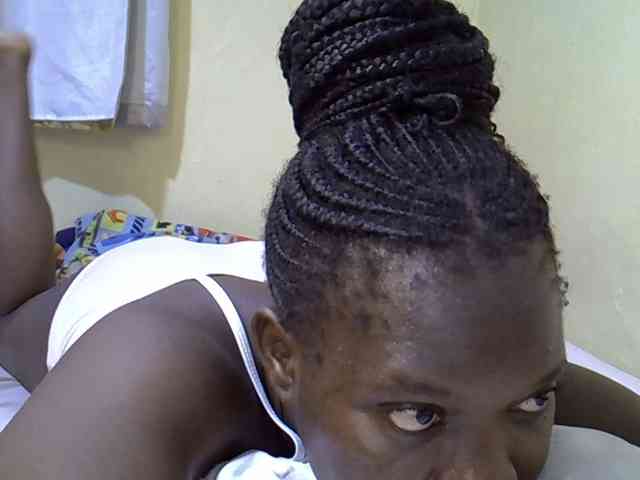 Sweet-Tiffany webcam