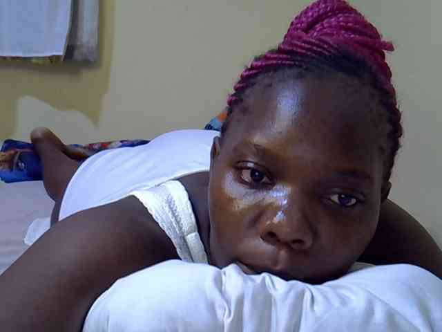 Sweet-Tiffany webcam