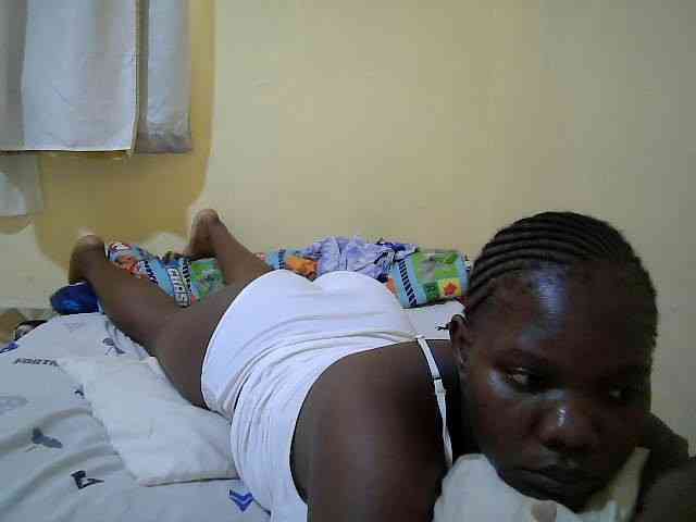 Sweet-Tiffany webcam