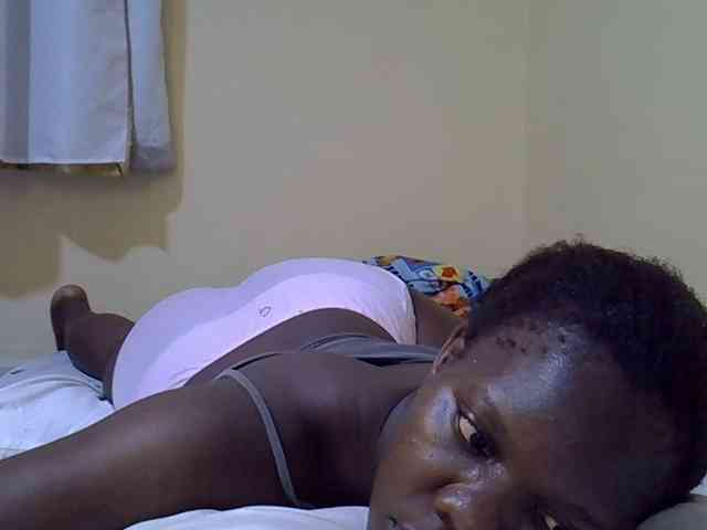 Sweet-Tiffany webcam