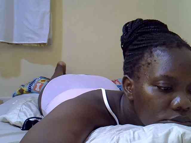Sweet-Tiffany webcam