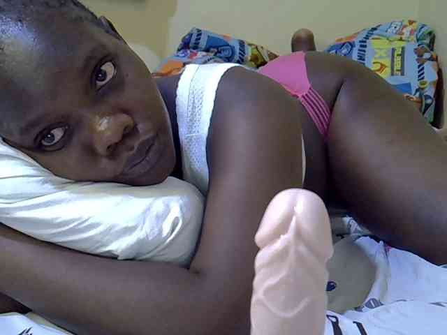 Sweet-Tiffany webcam