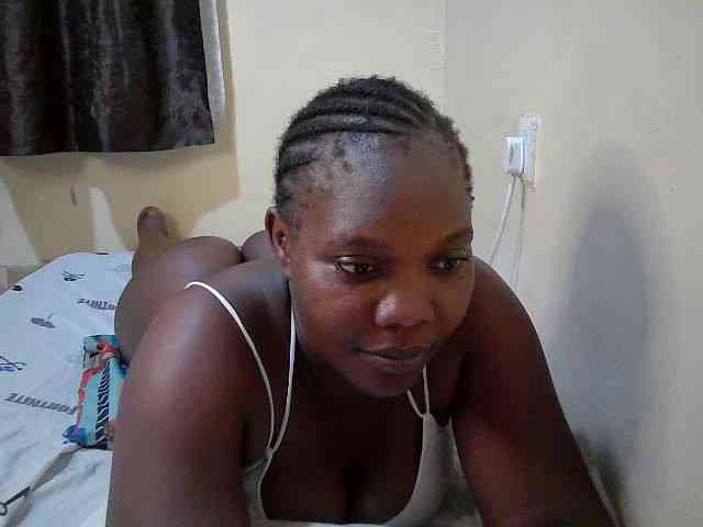 Sweet-Tiffany webcam
