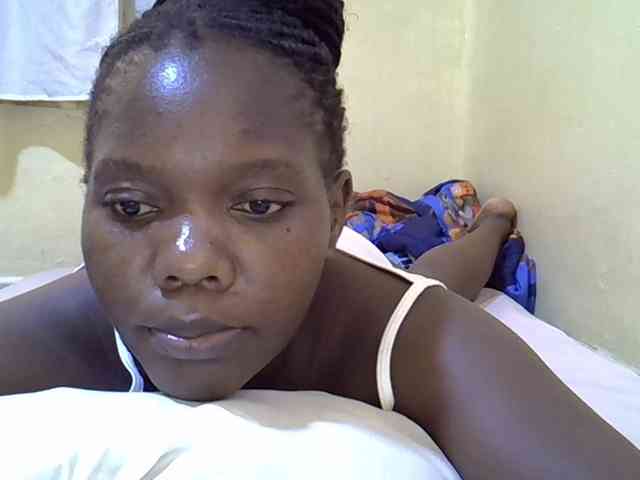 Sweet-Tiffany webcam