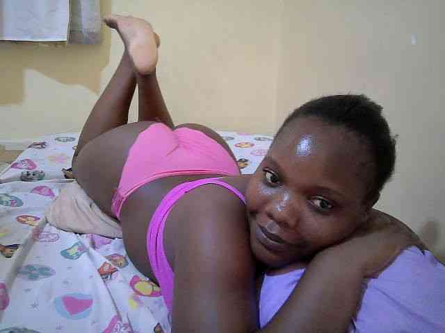Sweet-Tiffany webcam
