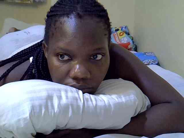 Sweet-Tiffany webcam