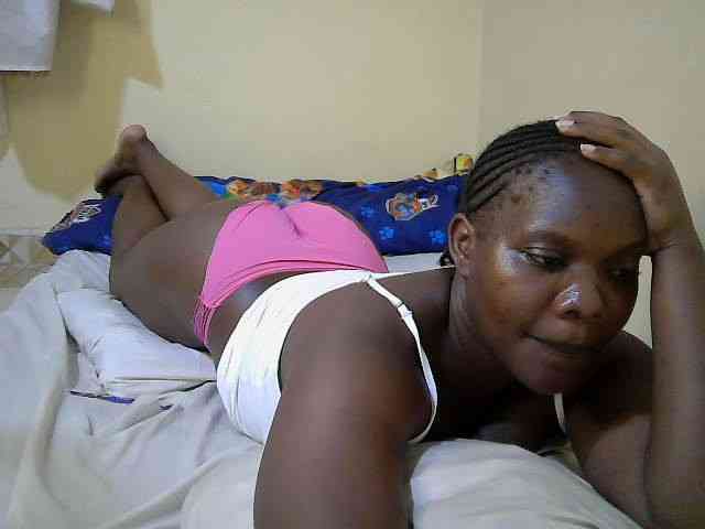 Sweet-Tiffany webcam