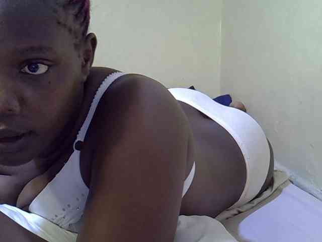 Sweet-Tiffany webcam