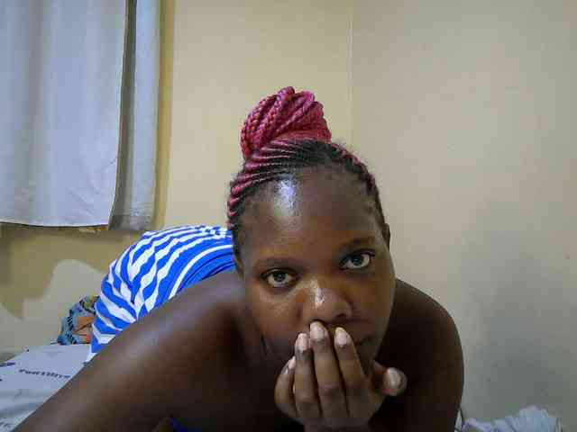 Sweet-Tiffany webcam