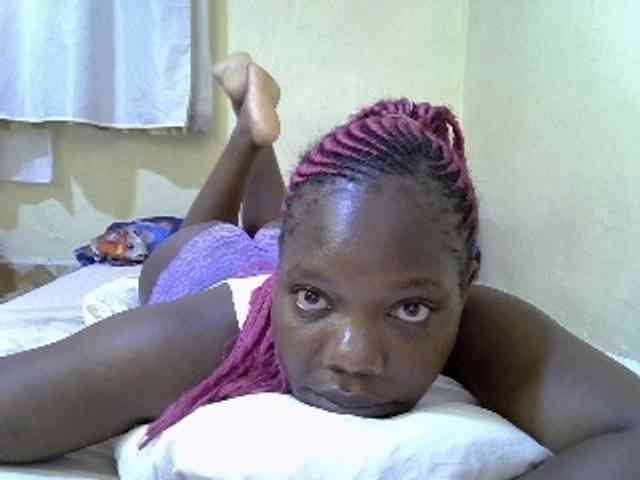 Sweet-Tiffany webcam
