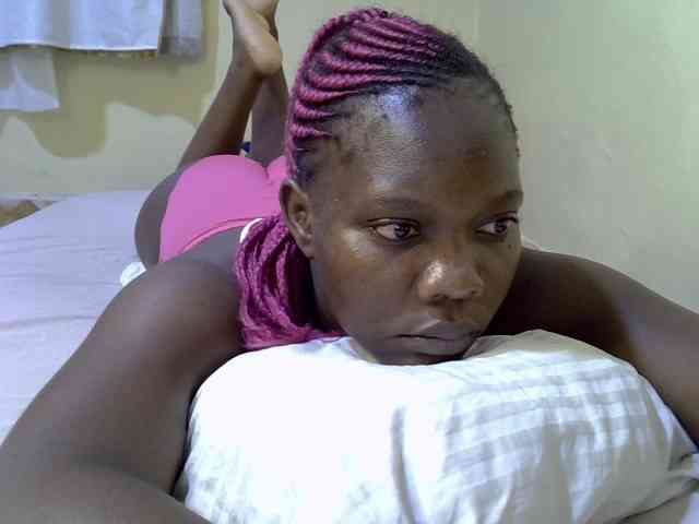 Sweet-Tiffany webcam